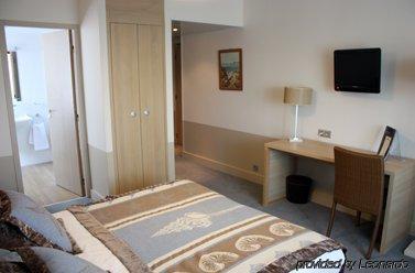 Hotel Trinite 3*